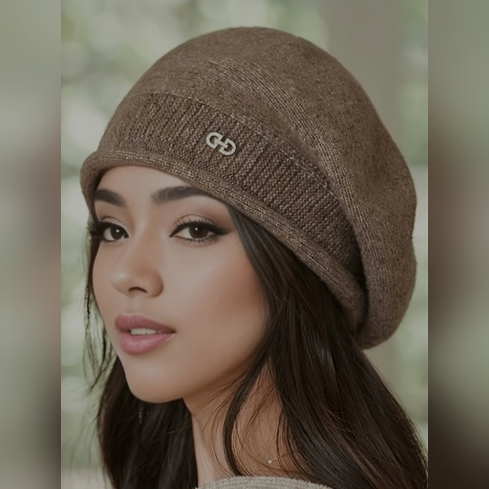 Sporty Autumn Fall Winter Hat Cotton Kahki Tan Cotton Knit Beret Logo Accent New